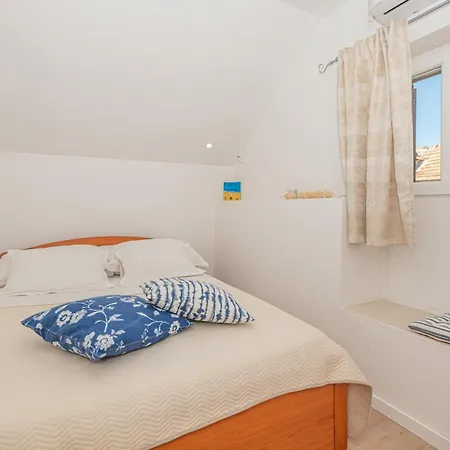 Stunning In With Kitchen Pirovac