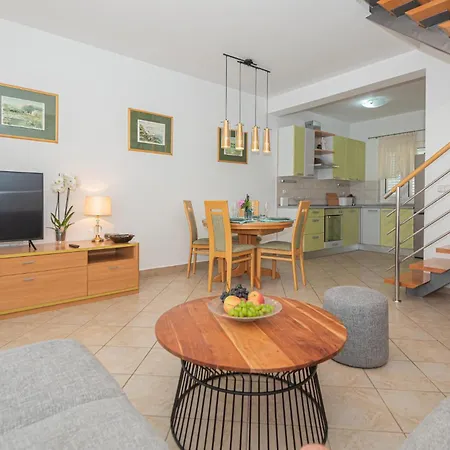 Dom wakacyjny Stunning In With Kitchen *