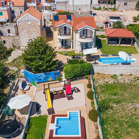 بيت للعطل Stunning In With Kitchen