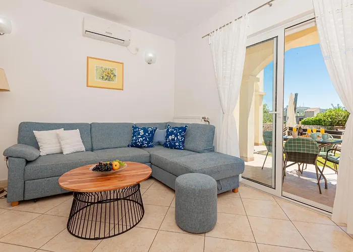 Stunning In With Kitchen 別荘 ピロヴァッツ