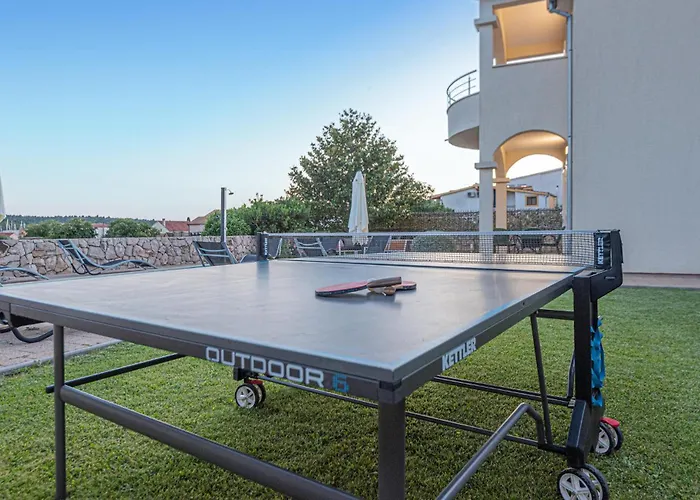 Stunning In With Kitchen *