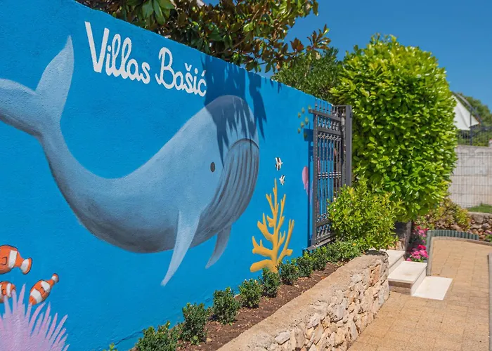 Stunning In With Kitchen 別荘