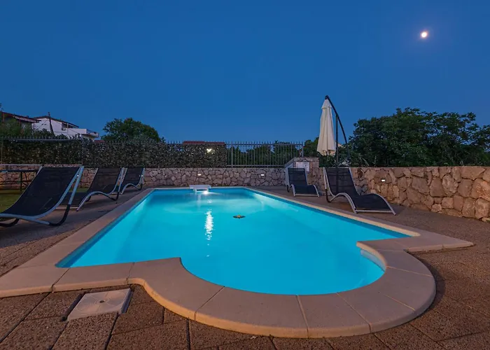 Stunning In With Kitchen *